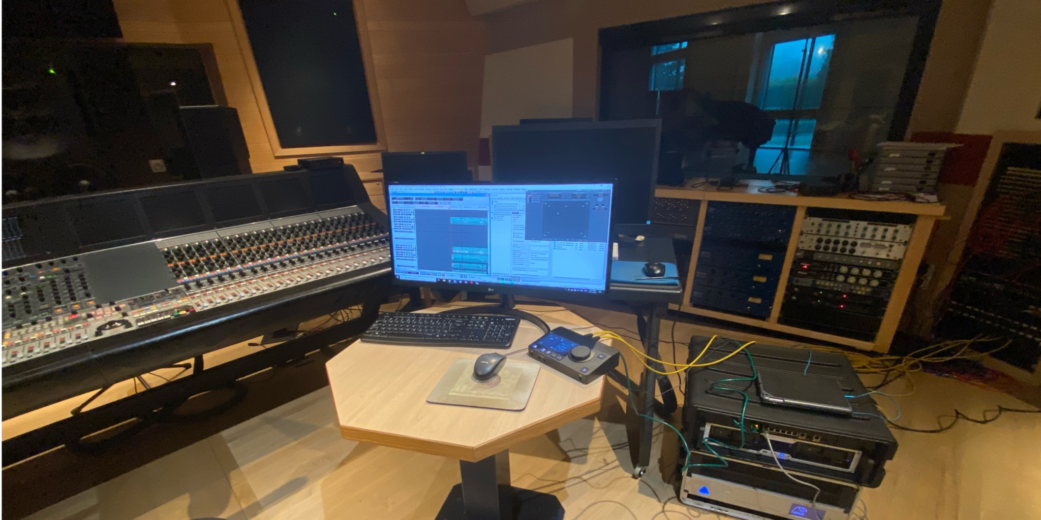 Meet the Magicians: Aliud Records - NativeDSD Music